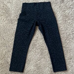 Lululemon High Rise Cropped Align Leggings w/ Cheetah Print Size 6